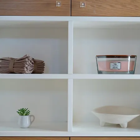 Capital Apartment *
